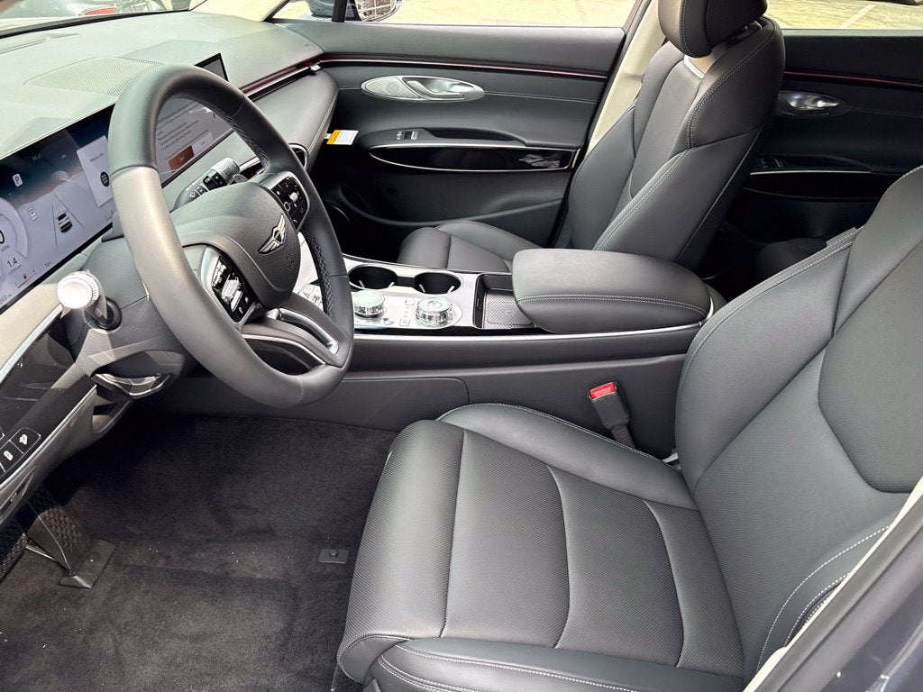 2027 Genesis GV70 2.5T