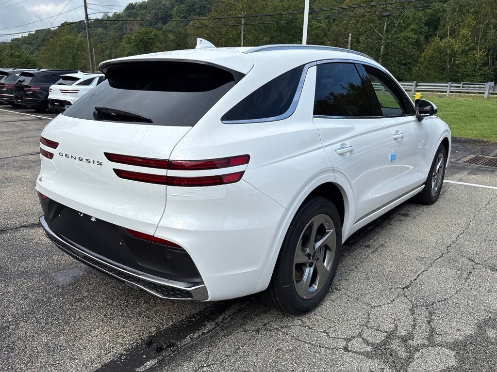 2027 Genesis GV70 2.5T