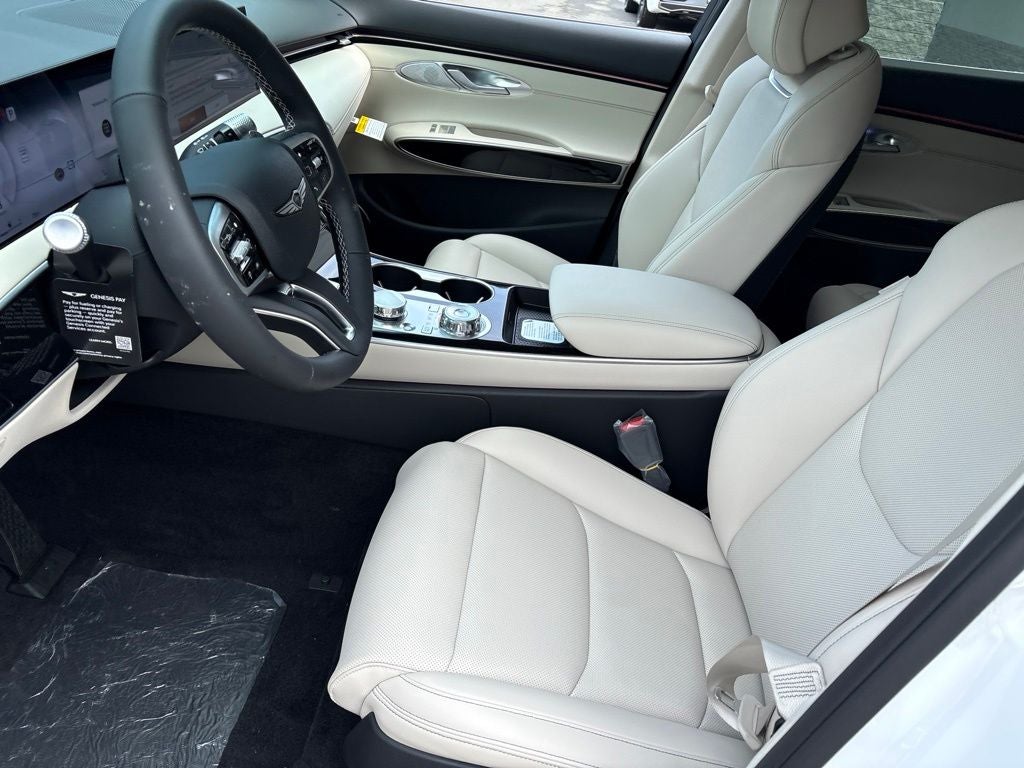 2027 Genesis GV70 2.5T