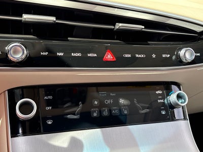 2027 Genesis GV70 2.5T Select