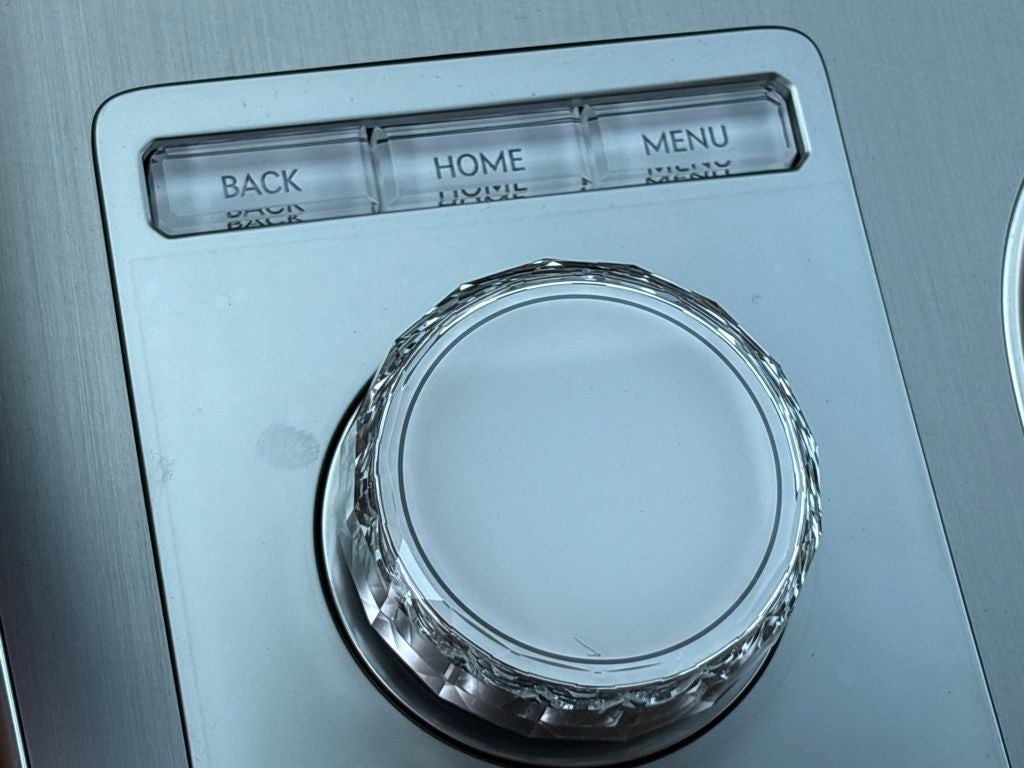 2027 Genesis GV70 2.5T Select