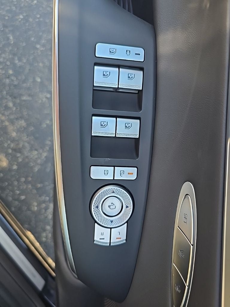 2027 Genesis GV70 2.5T Advanced