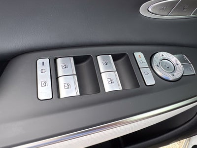 2027 Genesis GV70 2.5T Advanced