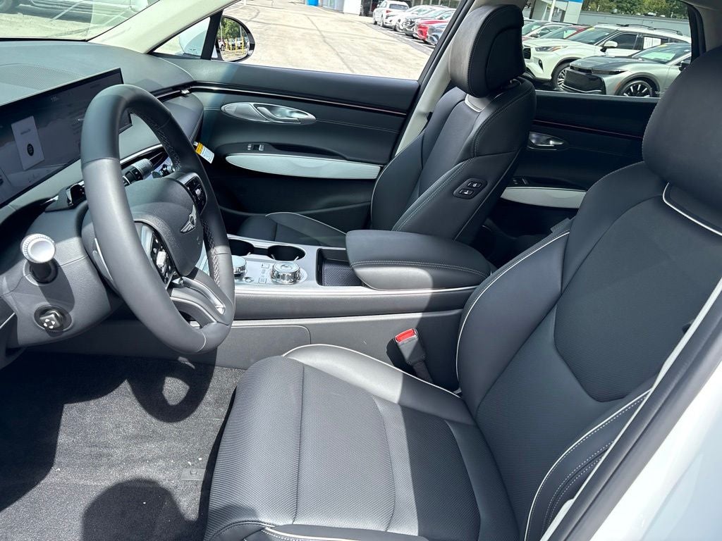 2027 Genesis GV70 2.5T Advanced