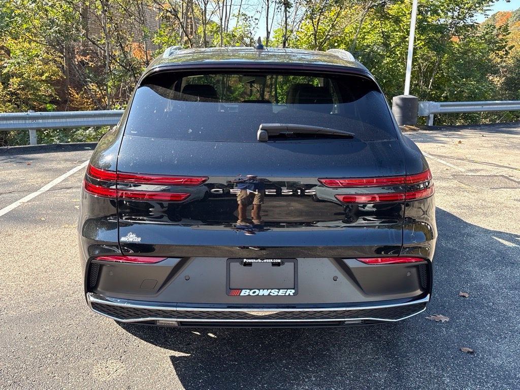 2027 Genesis GV70 2.5T Advanced