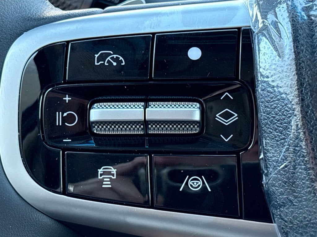 2027 Genesis GV70 2.5T Advanced