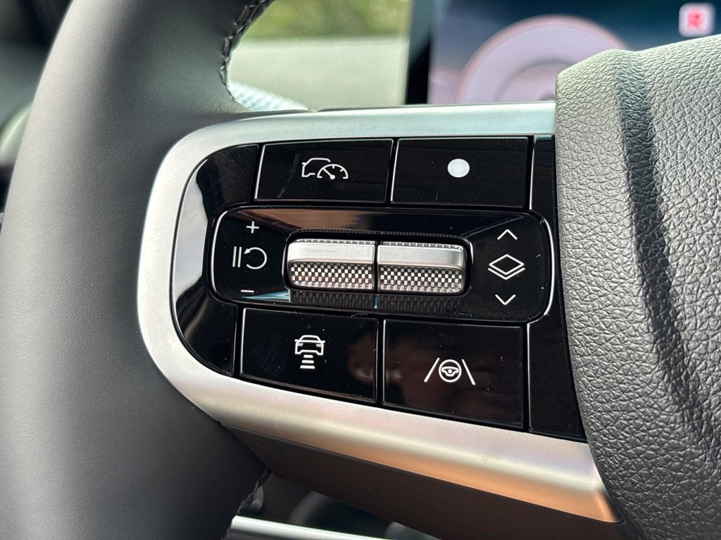 2027 Genesis GV70 2.5T Advanced