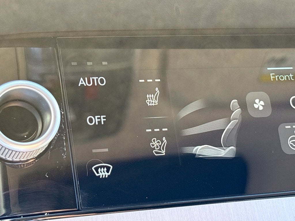 2027 Genesis GV70 2.5T Advanced