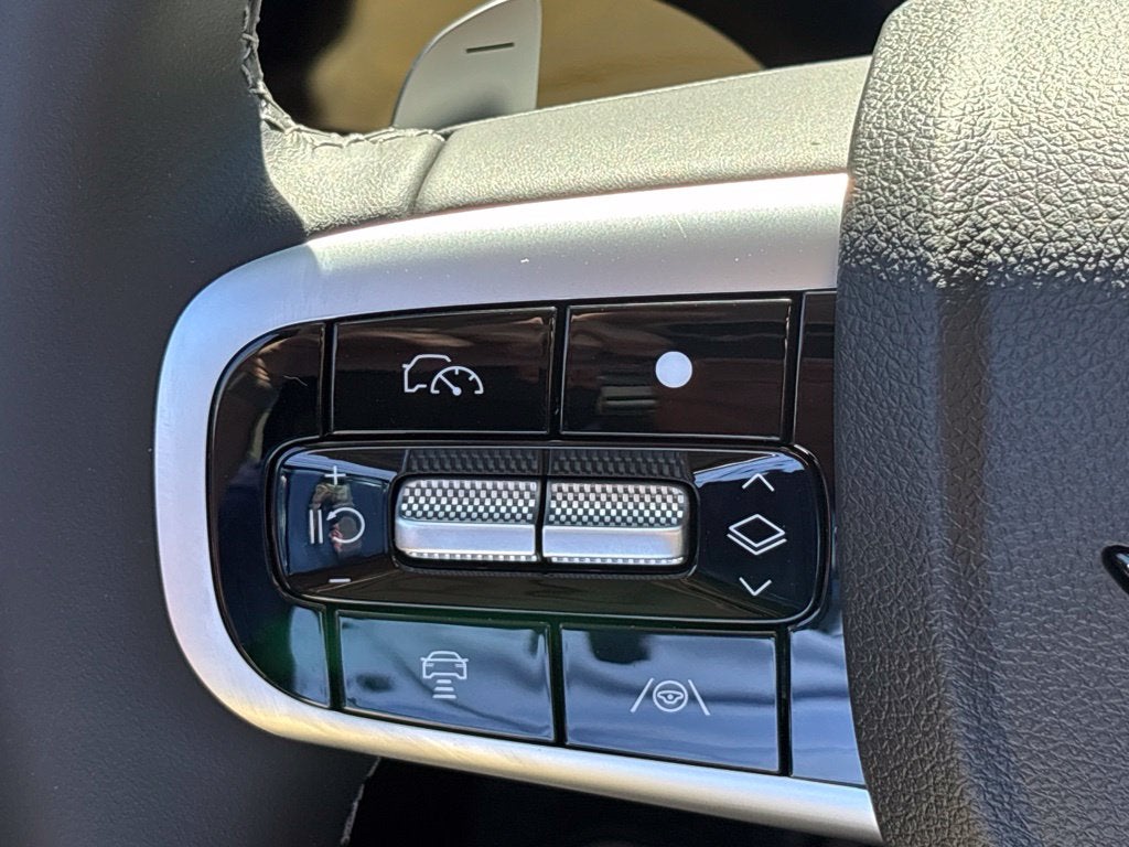 2027 Genesis GV70 2.5T Advanced