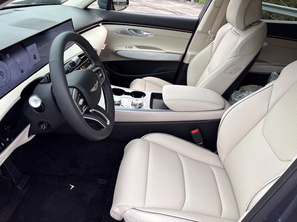 2027 Genesis GV70 2.5T Advanced