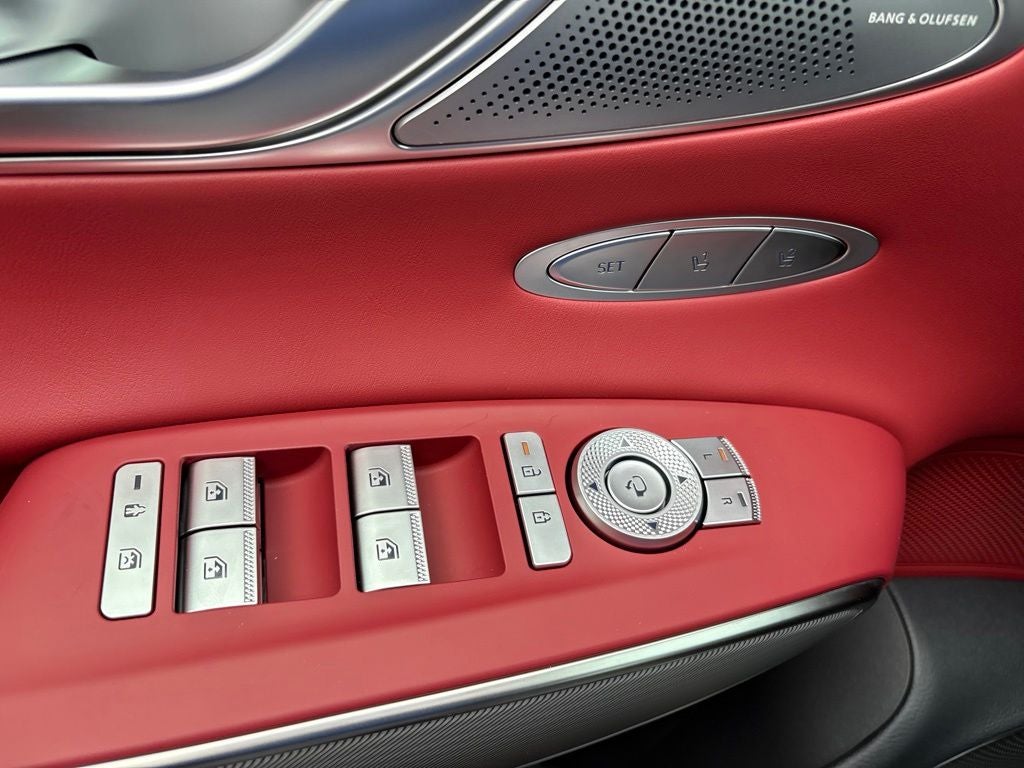 2027 Genesis GV70 2.5T Sport Prestige
