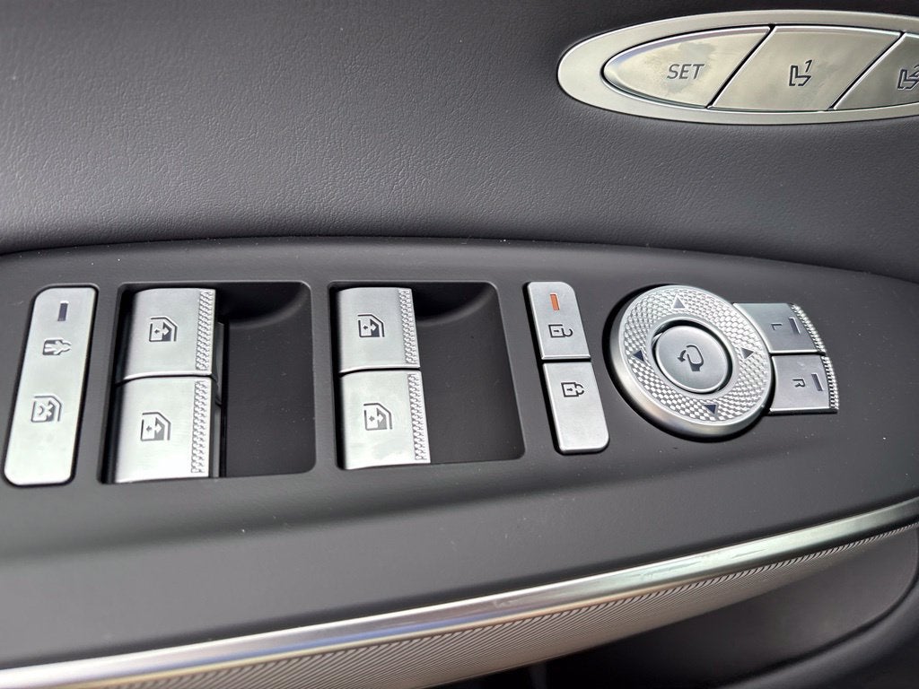 2027 Genesis GV70 2.5T Sport Prestige