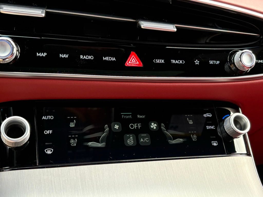 2026 Genesis GV70 3.5T Sport Advanced