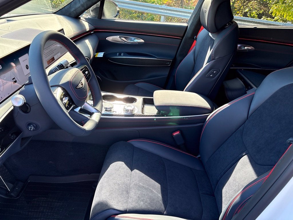 2027 Genesis GV70 3.5T Prestige Graphite