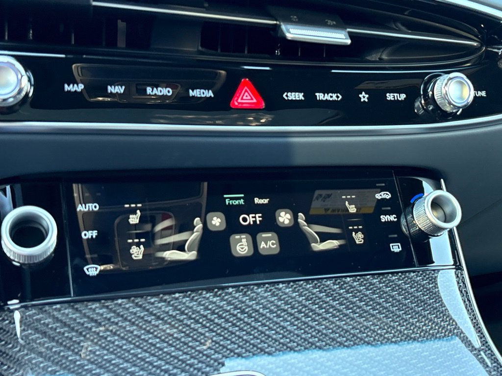 2027 Genesis GV70 3.5T Prestige Graphite