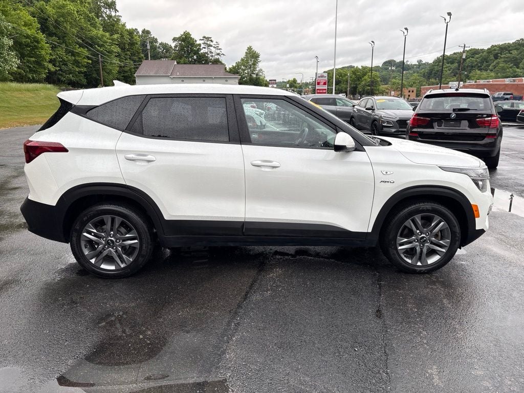 2021 Kia Seltos LX