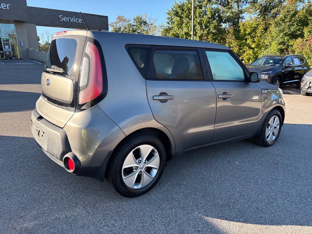 2016 Kia Soul Base