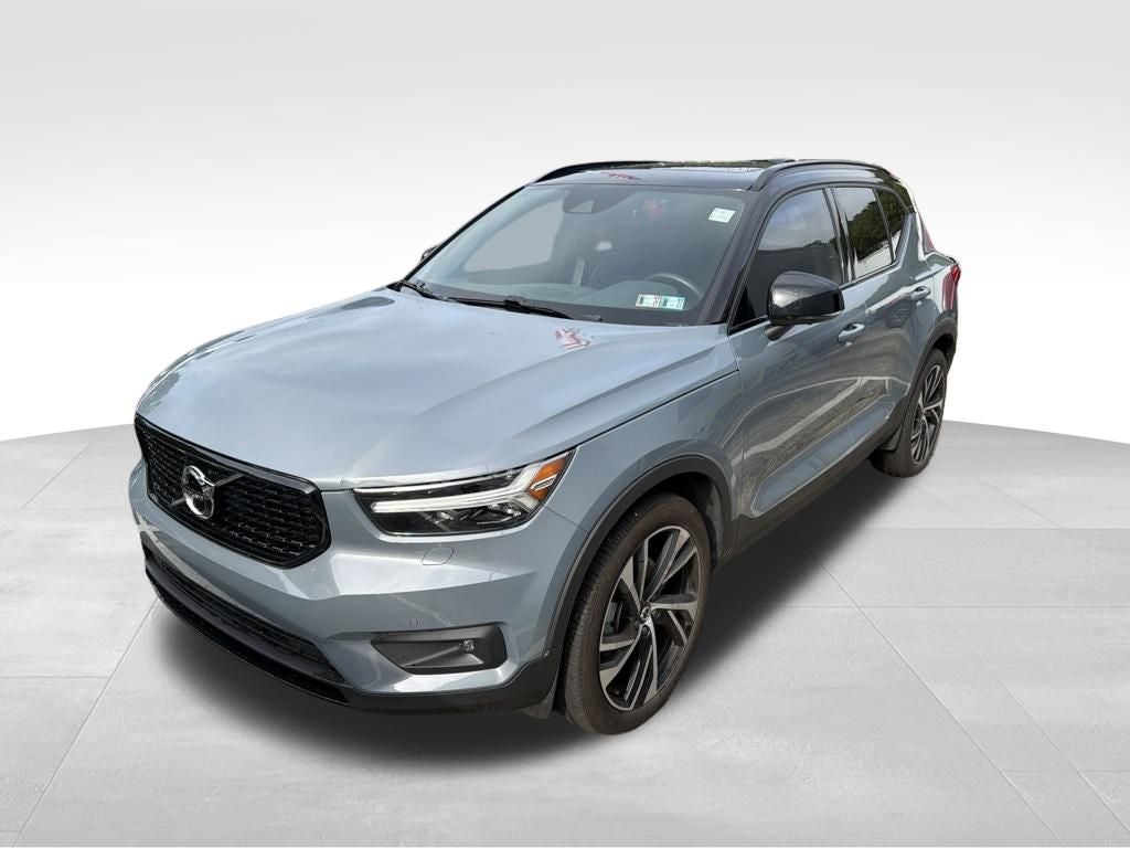 2021 Volvo XC40 R-Design