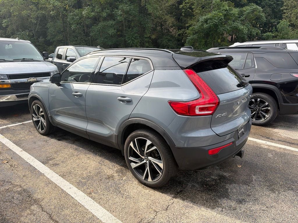 2021 Volvo XC40 R-Design