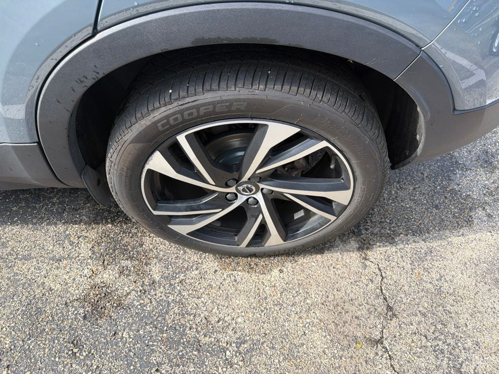 2021 Volvo XC40 R-Design