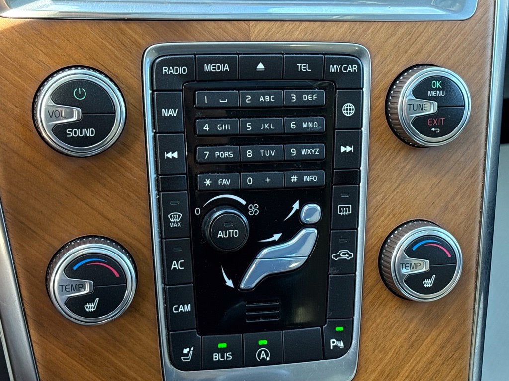 2017 Volvo XC60 T6 Inscription